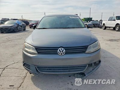 Piąte zdjęcie samochodu w środku: 2013 VOLKSWAGEN JETTA SE VIN:3VWDP7AJ2DM402888 - miniatura