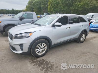 2020 KIA SORENTO S 5XYPGDA51LG614842 - główne zdjęcie licytacji z USA - miniatura