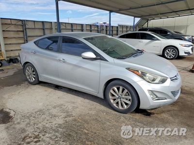 Czwarte zdjęcie samochodu z boku: 2016 HYUNDAI ELANTRA SE VIN:KMHDH4AE8GU544305 - miniatura