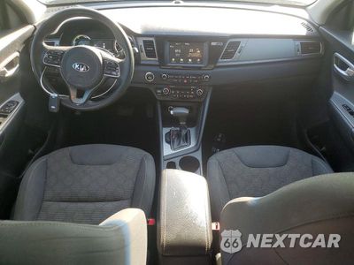 Zdjęcie 8 z 13 samochodu: 2017 KIA NIRO LX VIN:KNDCB3LC6H5083401 - miniatura