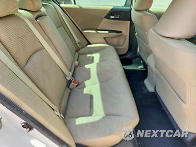 Zdjęcie 10 z 12 samochodu: 2017 HONDA ACCORD LX VIN:1HGCR2F39HA294912 - miniatura
