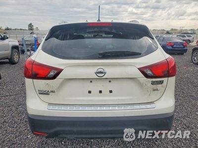 Zdjęcie 6 z 14 samochodu: 2017 NISSAN ROGUE SPORT SL VIN:JN1BJ1CPXHW014651 - miniatura