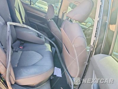 Zdjęcie 10 z 12 samochodu: 2020 TOYOTA CAMRY LE VIN:4T1C31AK3LU523483 - miniatura