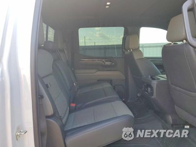 Zdjęcie 10 z 13 samochodu: 2023 CHEVROLET SILVERADO K1500 ZR2 VIN:3GCUDHEL7PG358497 - miniatura