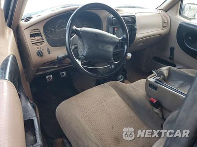 Zdjęcie 8 z 12 samochodu: 1999 MAZDA B3000 CAB PLUS VIN:4F4YR16V0XTM19841 - miniatura