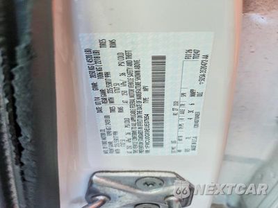 Zdjęcie 12 z 12 samochodu: 2014 FORD ESCAPE SE VIN:1FMCU0GX9EUE07654 - miniatura