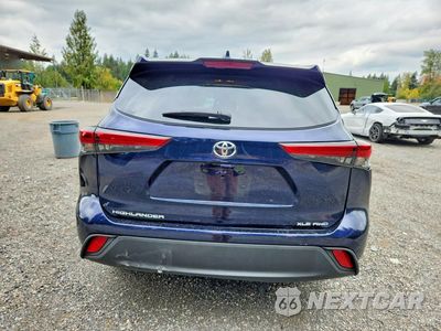 Zdjęcie 6 z 13 samochodu: 2022 TOYOTA HIGHLANDER XLE VIN:5TDHZRBH7NS230008 - miniatura