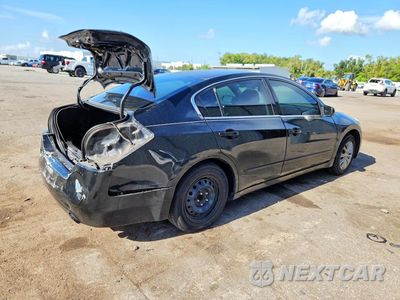 Trzecie zdjęcie samochodu z tyłu: 2012 NISSAN ALTIMA 2.5 VIN:1N4AL2AP7CC142941 - miniatura