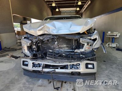 Piąte zdjęcie samochodu w środku: 2019 FORD F150 SUPERCREW VIN:1FTEW1E4XKFC14449 - miniatura