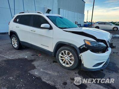 Czwarte zdjęcie samochodu z boku: 2019 JEEP CHEROKEE LATITUDE VIN:1C4PJLCBXKD297171 - miniatura