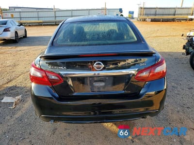 Zdjęcie 6 z 12 samochodu: 2017 NISSAN ALTIMA 2.5 SR VIN:1N4AL3AP7HC298183 - miniatura