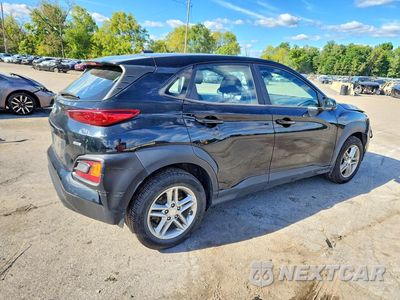 Trzecie zdjęcie samochodu z tyłu: 2020 HYUNDAI KONA SE VIN:KM8K1CAA4LU483323 - miniatura