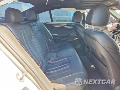 Zdjęcie 10 z 12 samochodu: 2018 BMW 540 I VIN:WBAJE5C53JWA96585 - miniatura