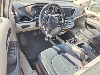 Zdjęcie 8 z 13 samochodu: 2018 CHRYSLER PACIFICA TOURING L PLUS VIN:2C4RC1EG4JR260922 - miniatura