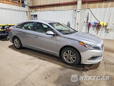 Czwarte zdjęcie samochodu z boku: 2017 HYUNDAI SONATA SE VIN:5NPE24AF6HH541899 - miniatura