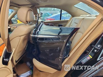 Zdjęcie 10 z 12 samochodu: 2008 MERCEDES-BENZ E 350 VIN:WDBUF56X58B357707 - miniatura