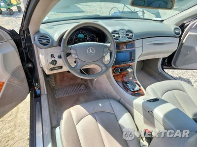 Zdjęcie 8 z 13 samochodu: 2005 MERCEDES-BENZ CLK 500 VIN:WDBTK75J05F145138 - miniatura
