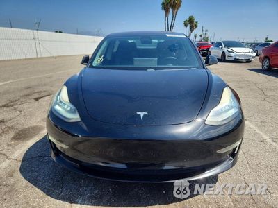 Piąte zdjęcie samochodu w środku: 2019 TESLA MODEL 3 VIN:5YJ3E1EAXKF193087 - miniatura