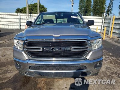 Piąte zdjęcie samochodu w środku: 2020 RAM 1500 BIG HORN/LONE STAR VIN:1C6RREFT9LN288966 - miniatura