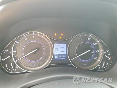 Zdjęcie 9 z 14 samochodu: 2019 INFINITI QX80 LUXE VIN:JN8AZ2NE1K9238484 - miniatura