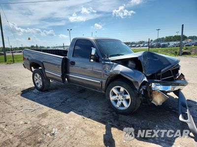 Czwarte zdjęcie samochodu z boku: 1999 CHEVROLET SILVERADO K1500 VIN:1GCEK14T8XZ180053 - miniatura