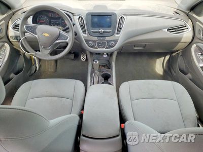 Zdjęcie 8 z 12 samochodu: 2017 CHEVROLET MALIBU LS VIN:1G1ZB5ST0HF145515 - miniatura
