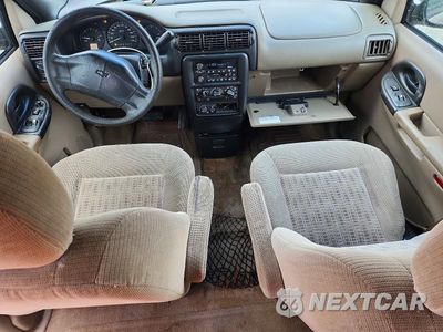 Zdjęcie 8 z 13 samochodu: 2004 CHEVROLET VENTURE VIN:1GNDX03E14D205417 - miniatura