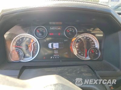 Zdjęcie 9 z 12 samochodu: 2015 RAM 2500 LARAMIE VIN:3C6UR5FL1FG694733 - miniatura