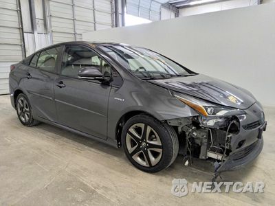 Czwarte zdjęcie samochodu z boku: 2019 TOYOTA PRIUS XLE VIN:JTDKARFU6K3083651 - miniatura