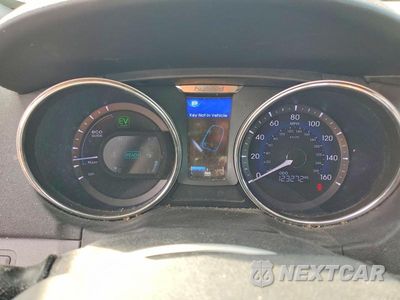 Zdjęcie 9 z 12 samochodu: 2013 HYUNDAI SONATA HYBRID VIN:KMHEC4A47DA050511 - miniatura