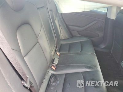 Zdjęcie 10 z 12 samochodu: 2019 TESLA MODEL 3 VIN:5YJ3E1EBXKF441847 - miniatura