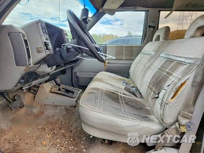 Zdjęcie 7 z 14 samochodu: 1992 GMC S15 JIMMY VIN:1GKDT13ZXN2507478 - miniatura
