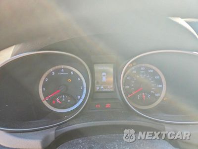 Zdjęcie 9 z 13 samochodu: 2016 HYUNDAI SANTA FE SE VIN:KM8SMDHF7GU160551 - miniatura