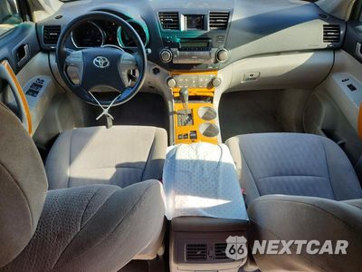 Zdjęcie 8 z 13 samochodu: 2008 TOYOTA HIGHLANDER HYBRID VIN:JTEEW41A282008826 - miniatura
