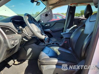 Zdjęcie 7 z 13 samochodu: 2019 JEEP CHEROKEE LATITUDE PLUS VIN:1C4PJMLB4KD423773 - miniatura