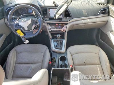 Zdjęcie 8 z 12 samochodu: 2017 HYUNDAI ELANTRA LIMITED VIN:5NPD84LF0HH056150 - miniatura