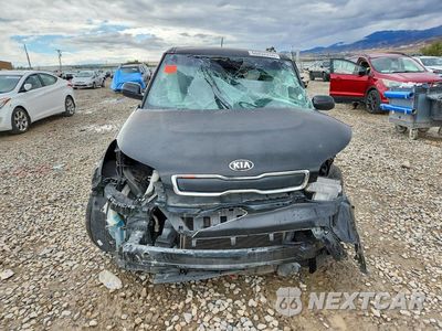 Piąte zdjęcie samochodu w środku: 2015 KIA SOUL BASE VIN:KNDJN2A20F7781667 - miniatura