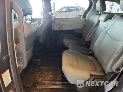 Zdjęcie 11 z 13 samochodu: 2023 TOYOTA SIENNA XLE VIN:5TDYRKEC6PS136843 - miniatura