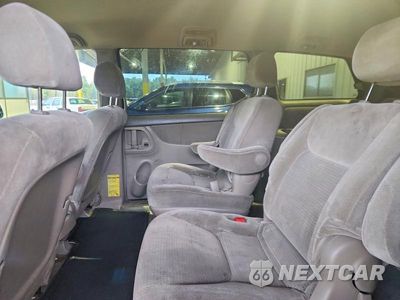 Zdjęcie 11 z 13 samochodu: 2006 TOYOTA SIENNA CE 7 PASSENGER VIN:5TDZA23C86S414946 - miniatura
