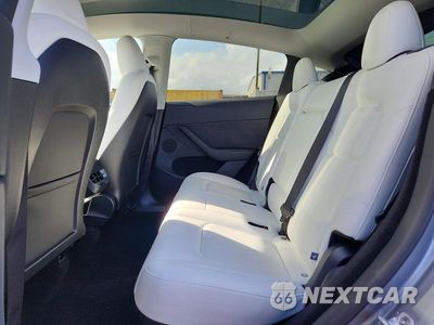 Zdjęcie 10 z 13 samochodu: 2024 TESLA MODEL Y VIN:7SAYGDED1RA313347 - miniatura
