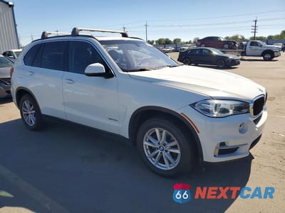 Czwarte zdjęcie samochodu z boku: 2015 BMW X5 XDRIVE35I VIN:5UXKR0C53F0P12208 - miniatura