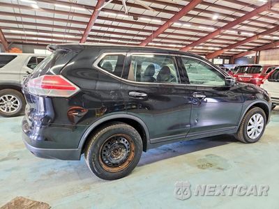 Trzecie zdjęcie samochodu z tyłu: 2015 NISSAN ROGUE S VIN:KNMAT2MV3FP509433 - miniatura