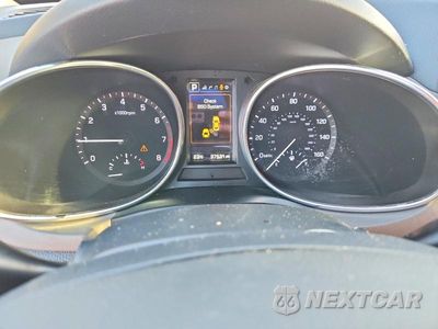 Zdjęcie 9 z 14 samochodu: 2017 HYUNDAI SANTA FE SE ULTIMATE VIN:KM8SR4HF6HU235498 - miniatura