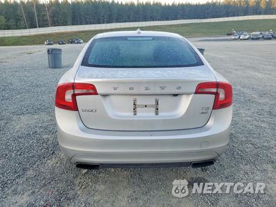 Zdjęcie 6 z 12 samochodu: 2014 VOLVO S60 T5 VIN:YV1612FH5E1282275 - miniatura