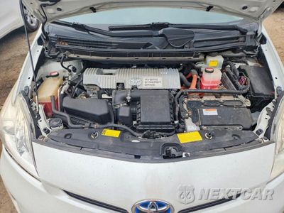 Zdjęcie 11 z 13 samochodu: 2014 TOYOTA PRIUS THREE VIN:JTDKN3DUXE1814912 - miniatura