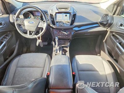Zdjęcie 8 z 13 samochodu: 2017 FORD ESCAPE TITANIUM VIN:1FMCU9JD9HUE56831 - miniatura