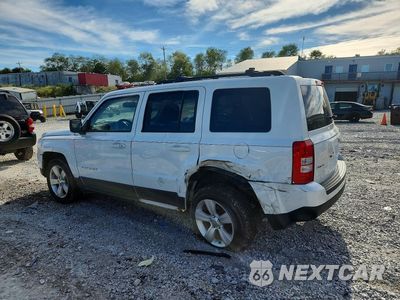 Drugie zdjęcie samochodu z przodu: 2014 JEEP PATRIOT LATITUDE VIN:1C4NJRFB2ED693881 - miniatura
