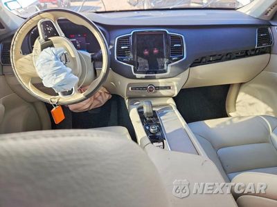 Zdjęcie 8 z 13 samochodu: 2025 VOLVO XC90 PLUS VIN:YV4H60PE8S1315545 - miniatura