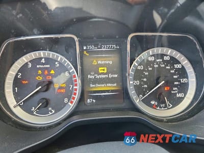 Zdjęcie 9 z 13 samochodu: 2017 NISSAN TITAN XD PLATINUM RESERVE VIN:1N6AA1F41HN507860 - miniatura