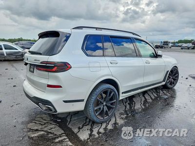Trzecie zdjęcie samochodu z tyłu: 2023 BMW X7 XDRIVE40I VIN:5UX23EM0XP9P23138 - miniatura